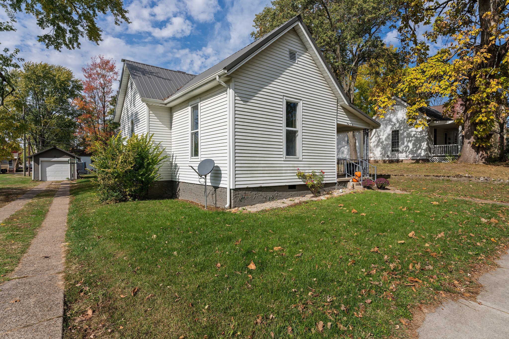 906 South Walnut Street Seymour, IN 47274 - Photo 19 of 20