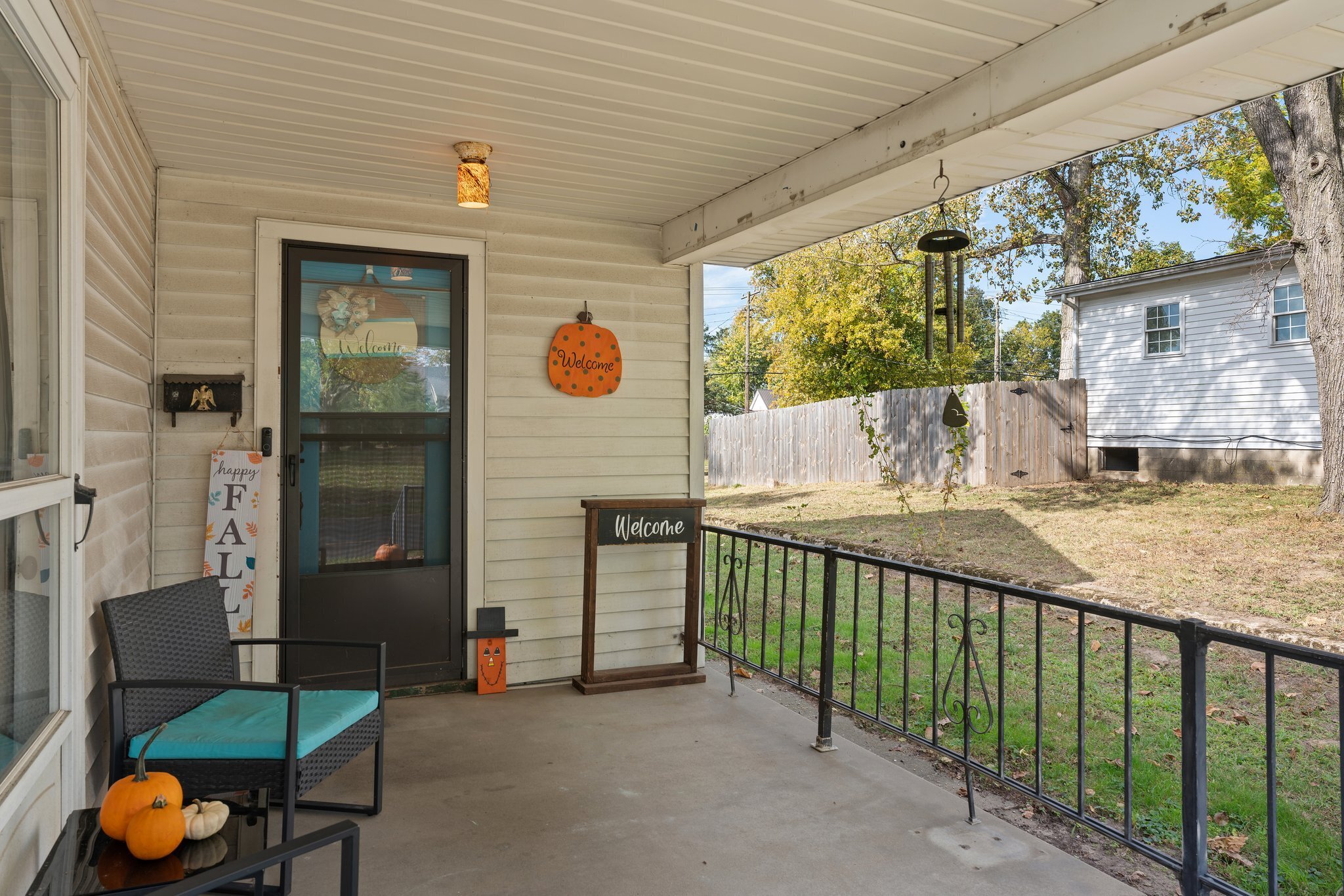 906 South Walnut Street Seymour, IN 47274 - Photo 2 of 20