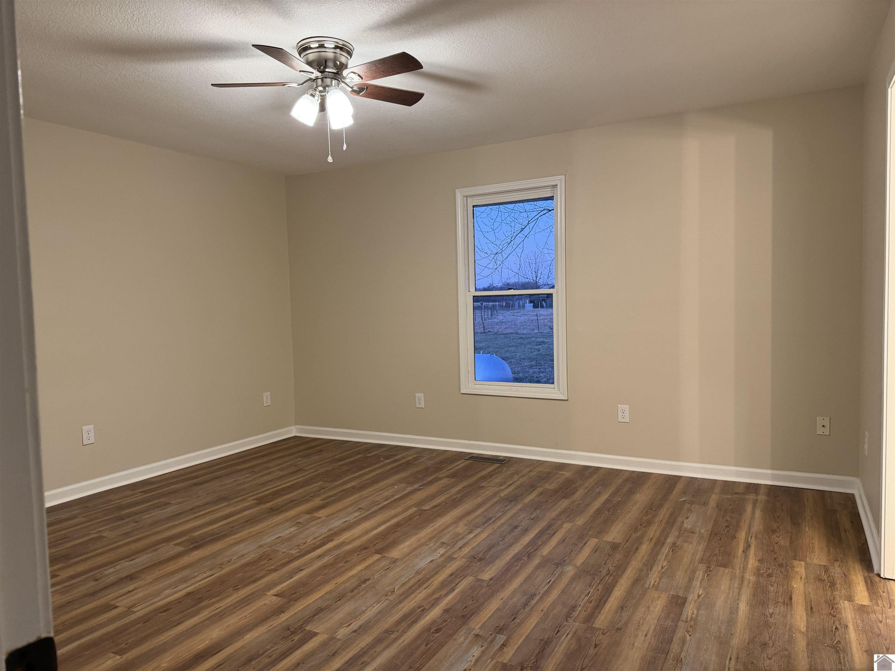 732 Brown Road Boaz, KY 42027 - Photo 15 of 28 Primary Bedroom
