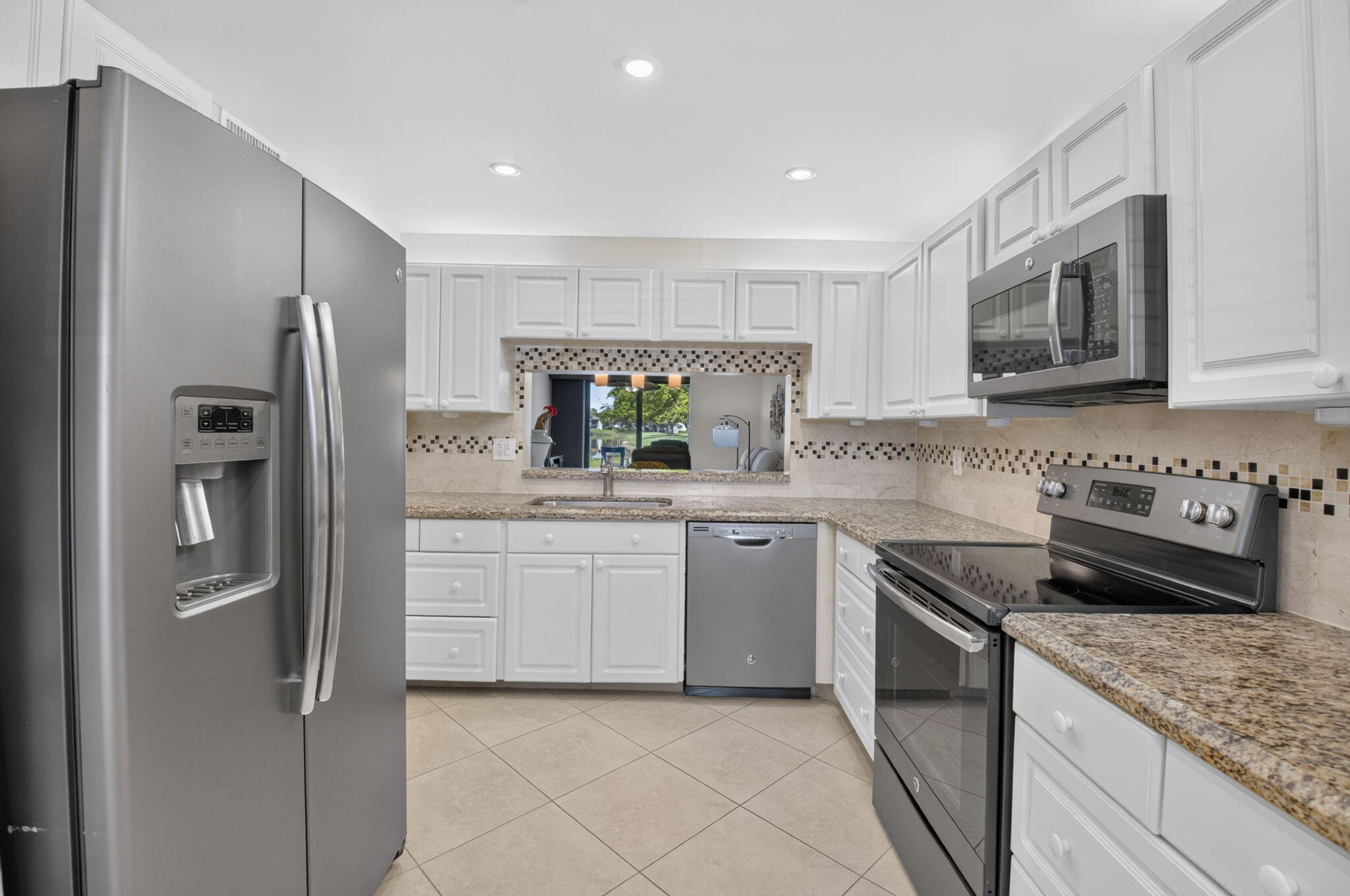 15075 Witney Road, Unit 112 Delray Beach, FL 33484 - Photo 6 of 36 20-web-or-mls-DSC_6540