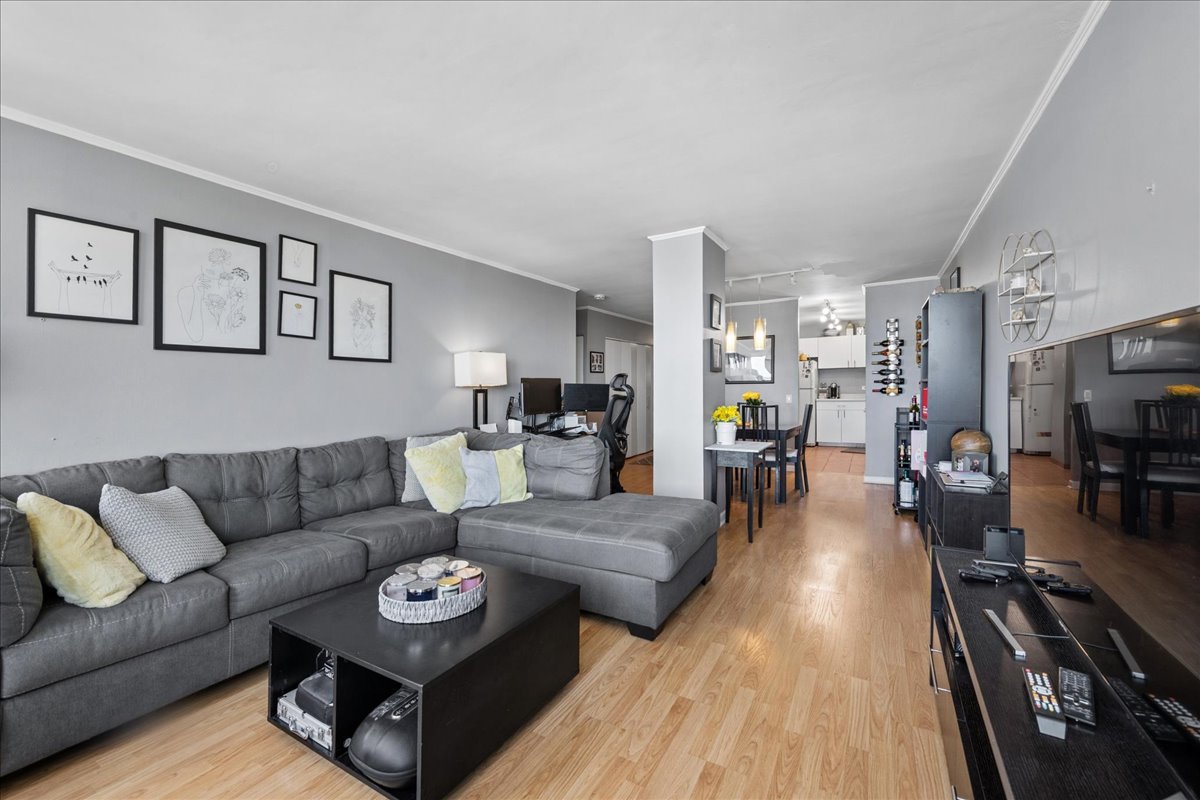 5320 North Sheridan Road, Unit 1911 Chicago, IL 60640 - Photo 16 of 26