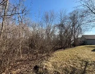 $250,000 | 8505 Juniper Trail, Highland, IN 46322