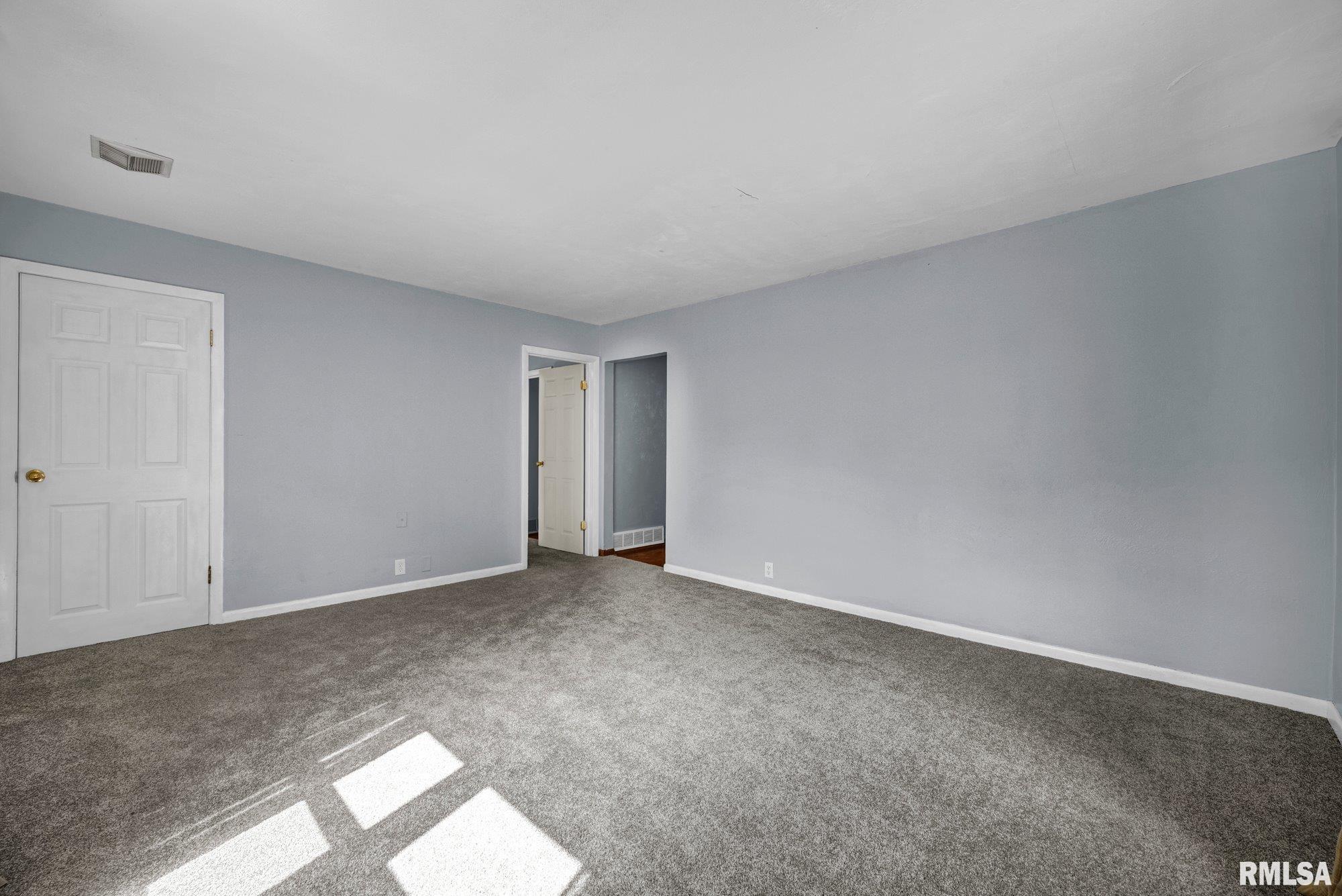 307 Wagner Street Washington, IL 61571 - Photo 8 of 23