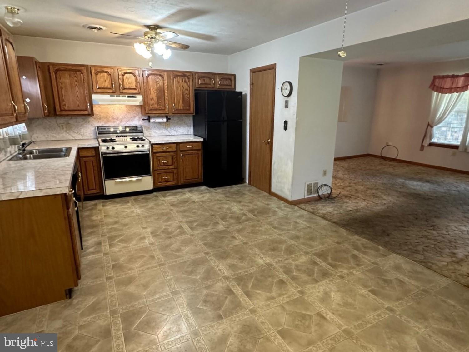 39 Conewago Drive Hanover, PA 17331 - Photo 7 of 34