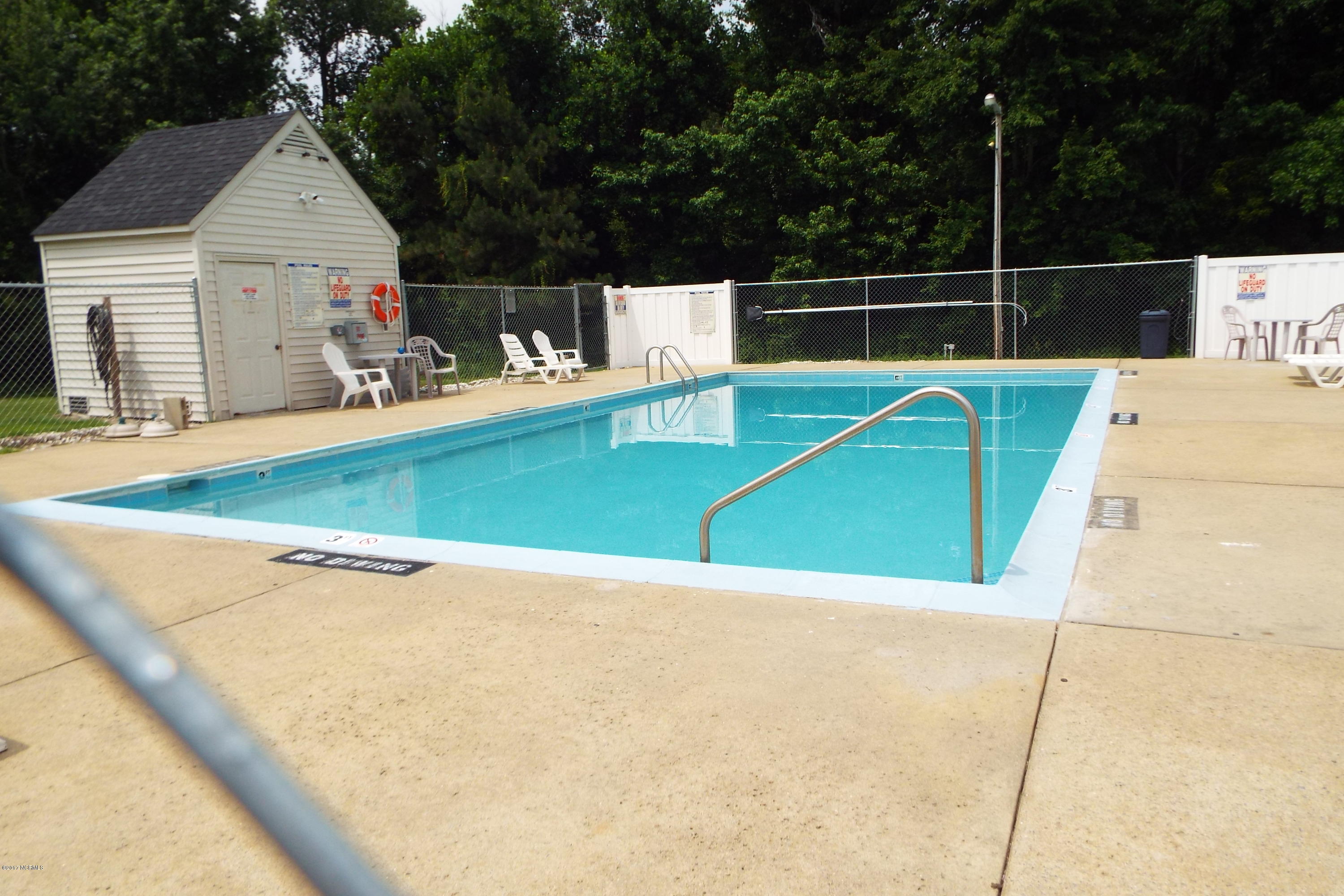 6000 River Road, Unit 16 Washington, NC 27889 - Photo 16 of 19 16 Refresh and Relax