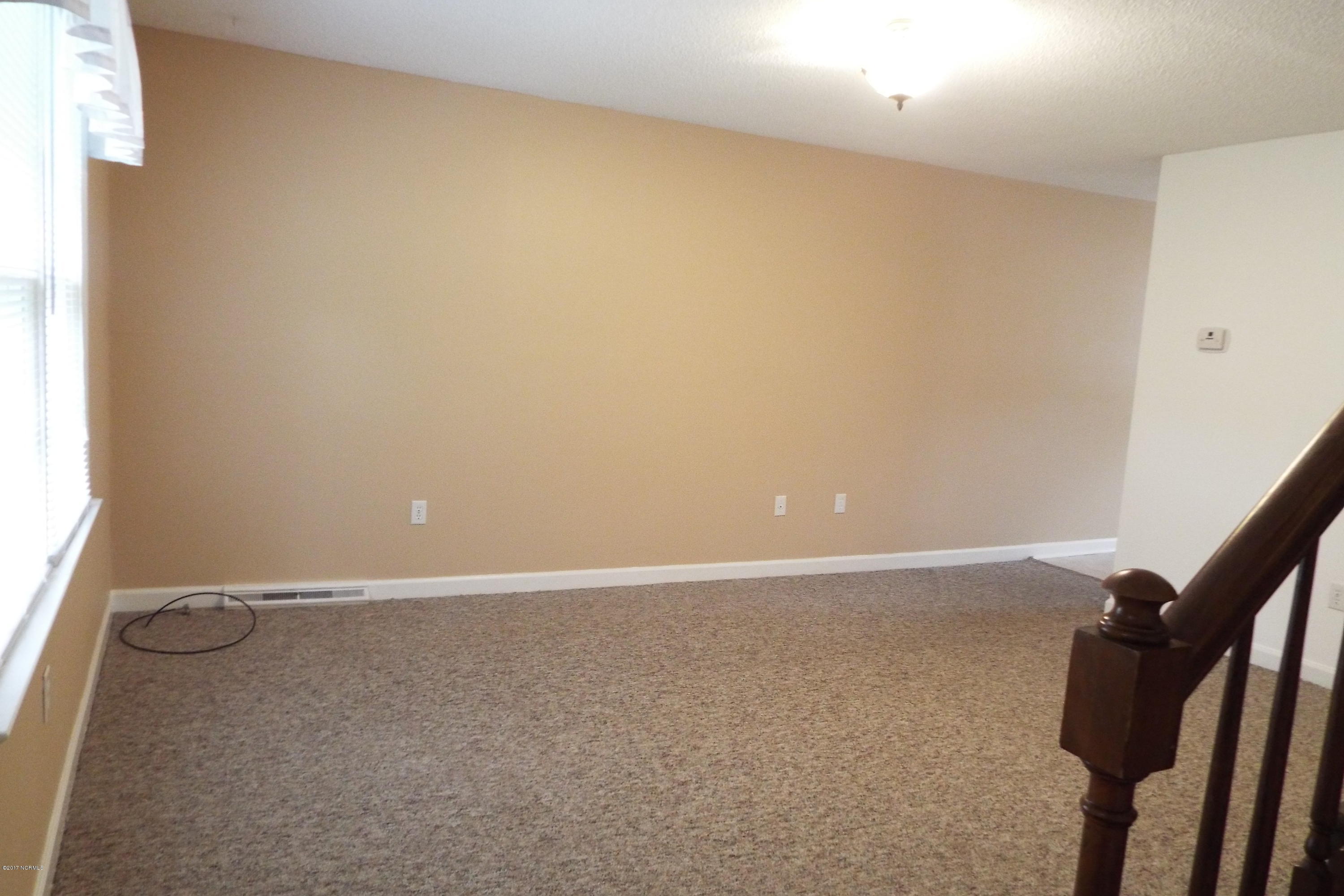 6000 River Road, Unit 16 Washington, NC 27889 - Photo 7 of 19 07 Living Room with fresh paint