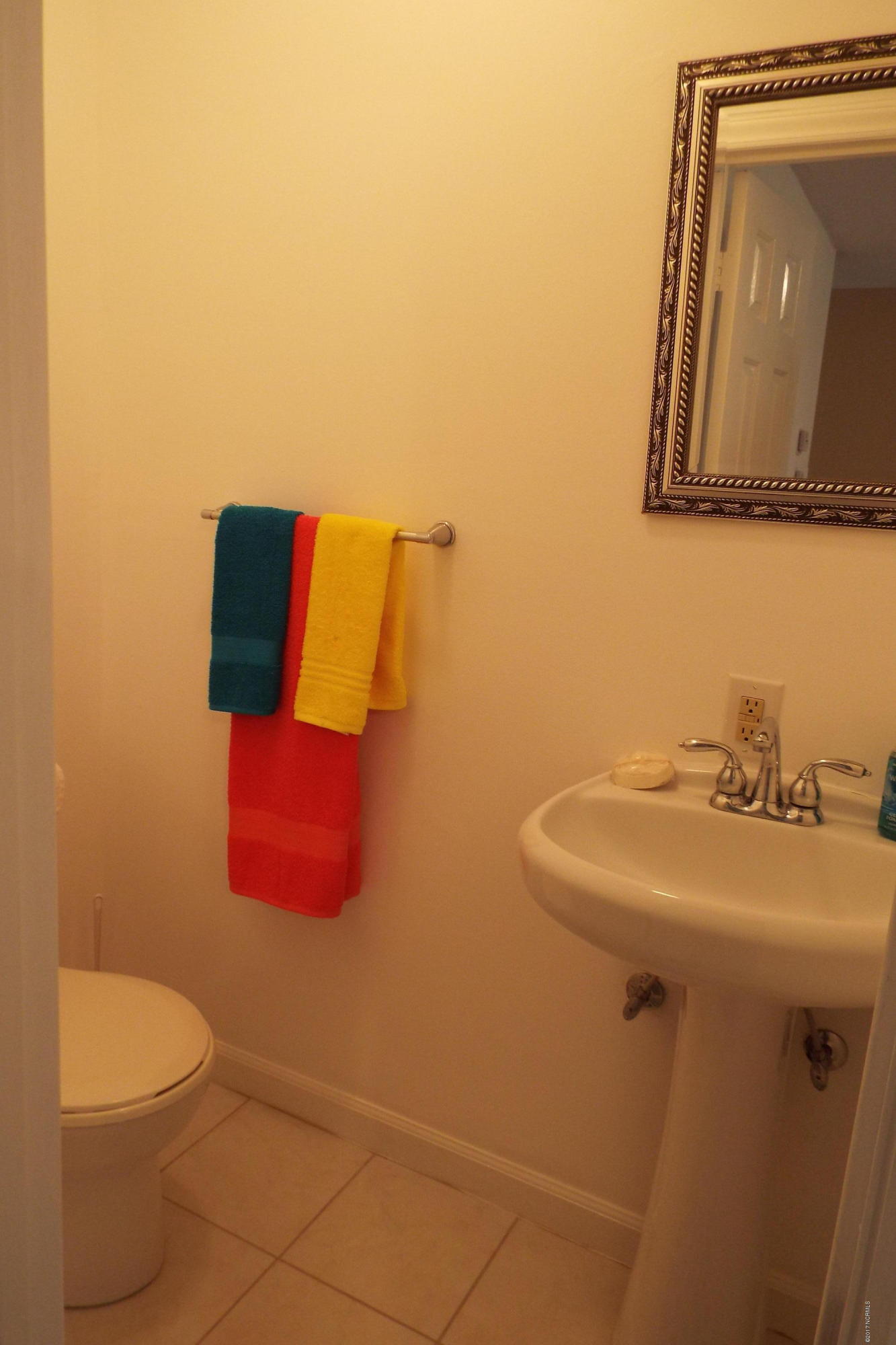 6000 River Road, Unit 16 Washington, NC 27889 - Photo 9 of 19 09 Powder Room