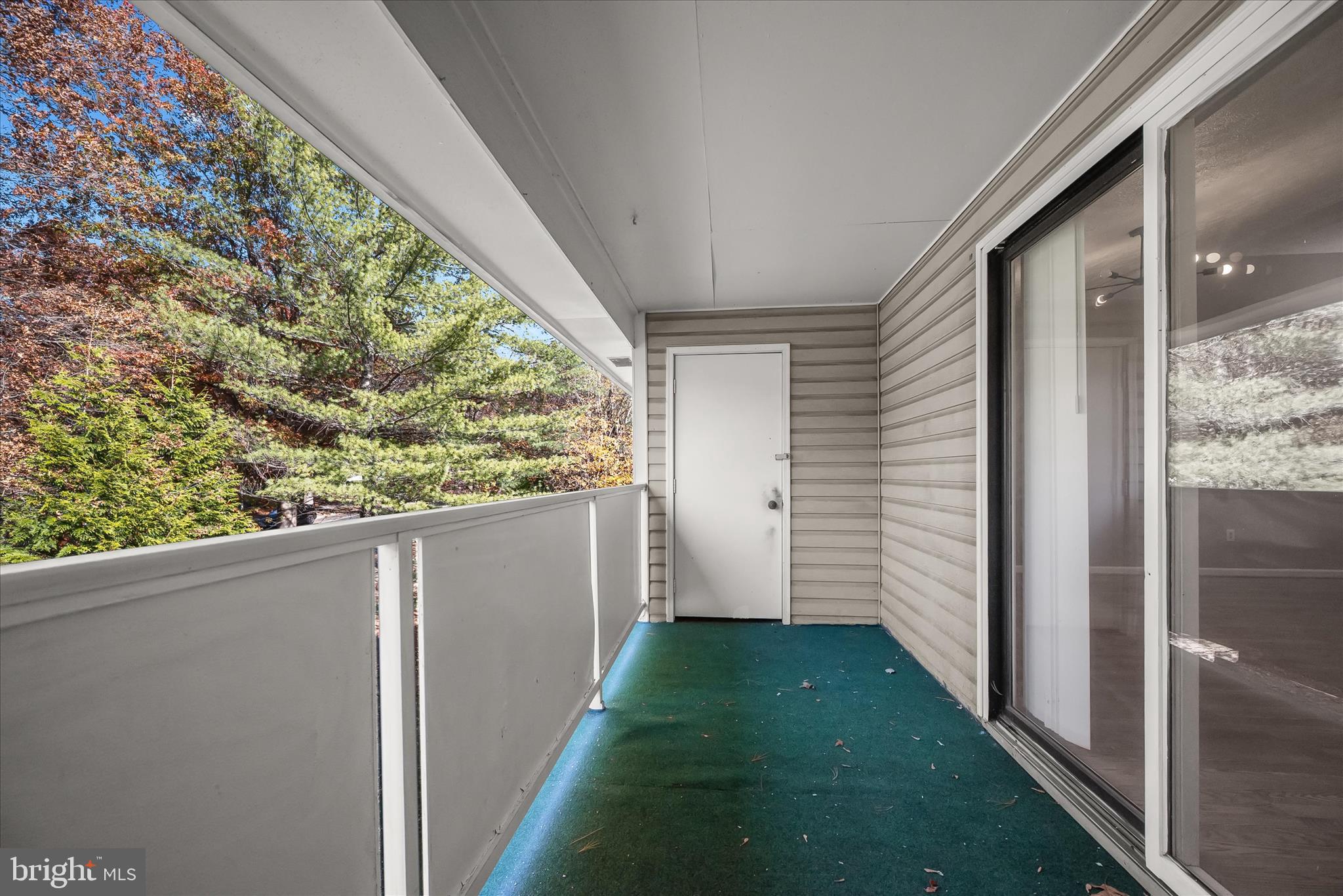 12309 Silvergate Way, Unit 908K Germantown, MD 20874 - Photo 27 of 37