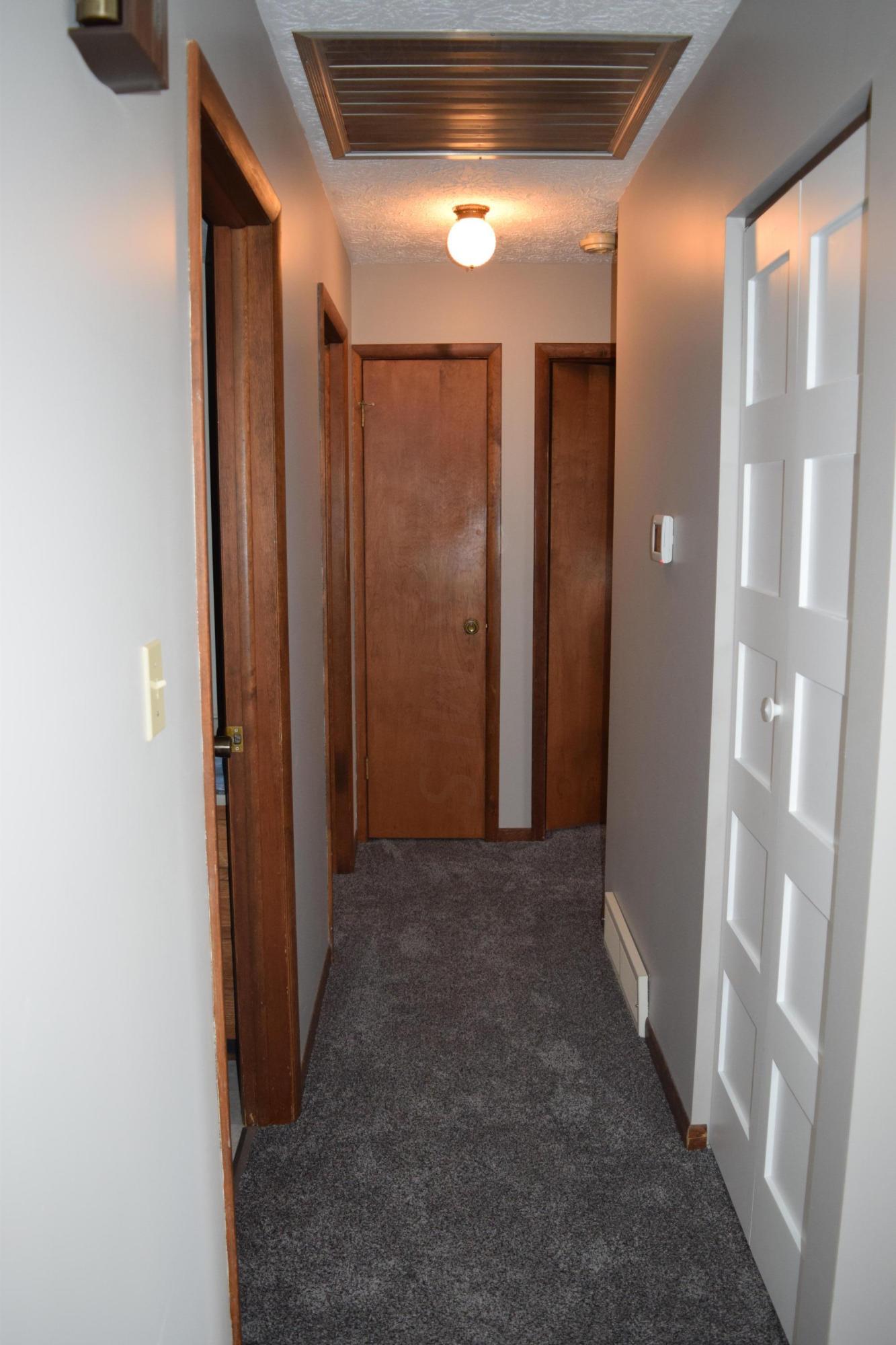 406 Chatham Road Circleville, OH 43113 - Photo 17 of 29 Gallery Image 17