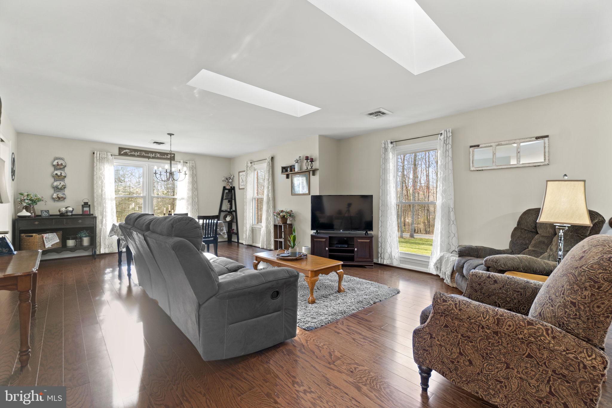 7005 Trails End Road Manassas, VA 20112 - Photo 17 of 45 Gallery Image 17