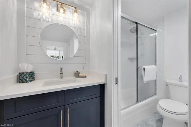 $2,399,000 | 400 Park Shore Drive, Unit 302, Naples, FL 34103