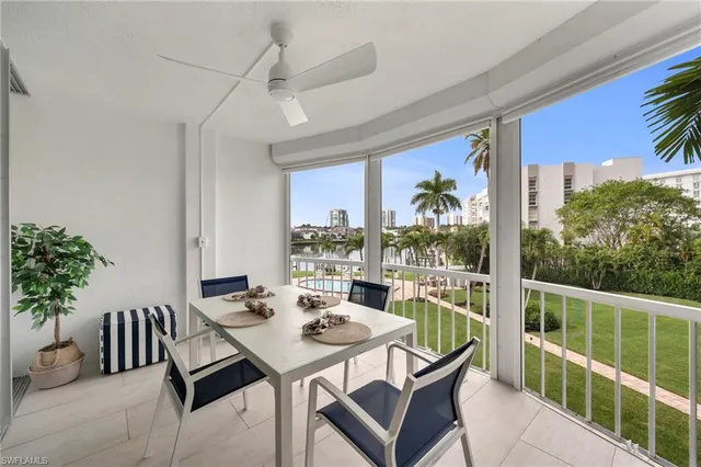 $2,399,000 | 400 Park Shore Drive, Unit 302, Naples, FL 34103
