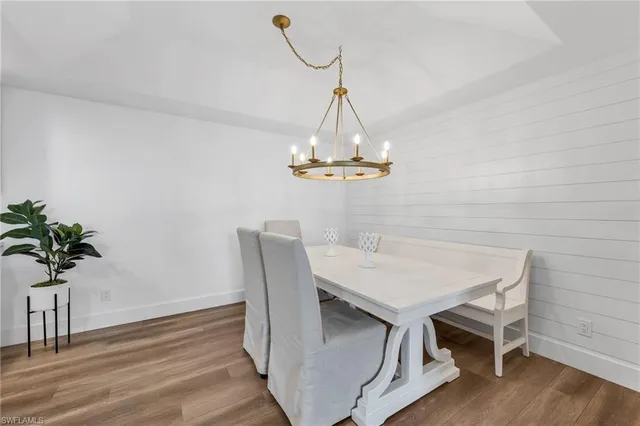 $2,399,000 | 400 Park Shore Drive, Unit 302, Naples, FL 34103