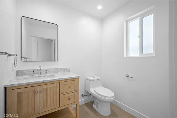 $3,300 | 6829 Agnes Avenue, Unit 1/2, North Hollywood, CA 91605