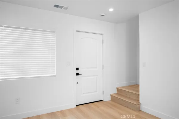 $3,300 | 6829 Agnes Avenue, Unit 1/2, North Hollywood, CA 91605