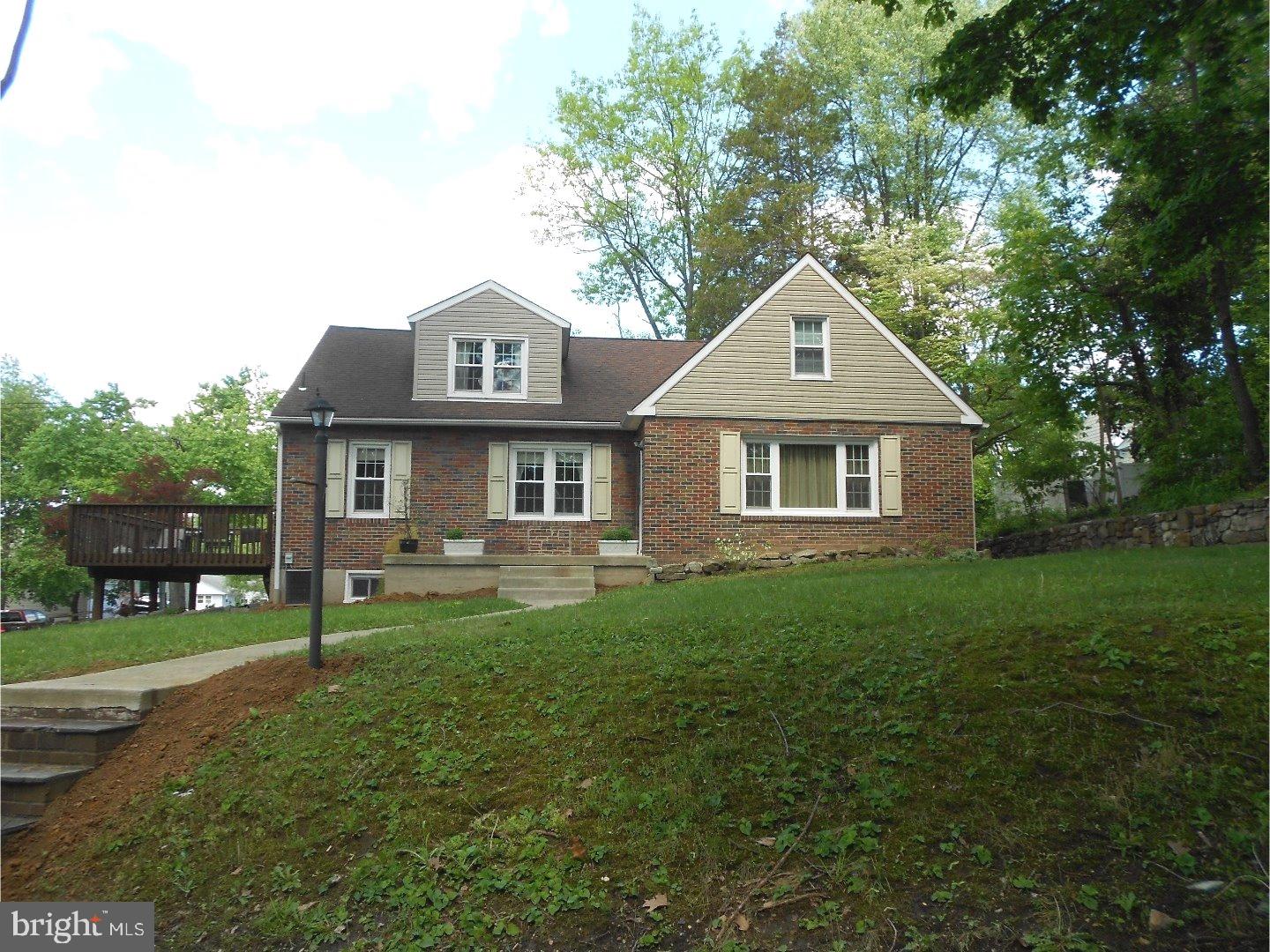 705 Harvey Road Wallingford, PA 19086 - Photo 1 of 19 Front Yard