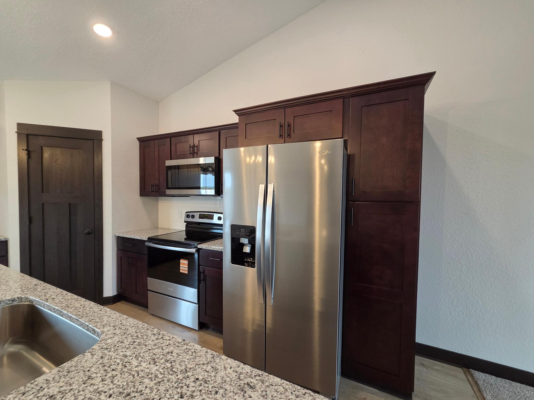 321 Falcon Run Eagle Lake, MN 56024 - Photo 5 of 21