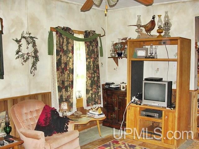 W9183 Co Road Pembine, WI 54156 - Photo 8 of 23