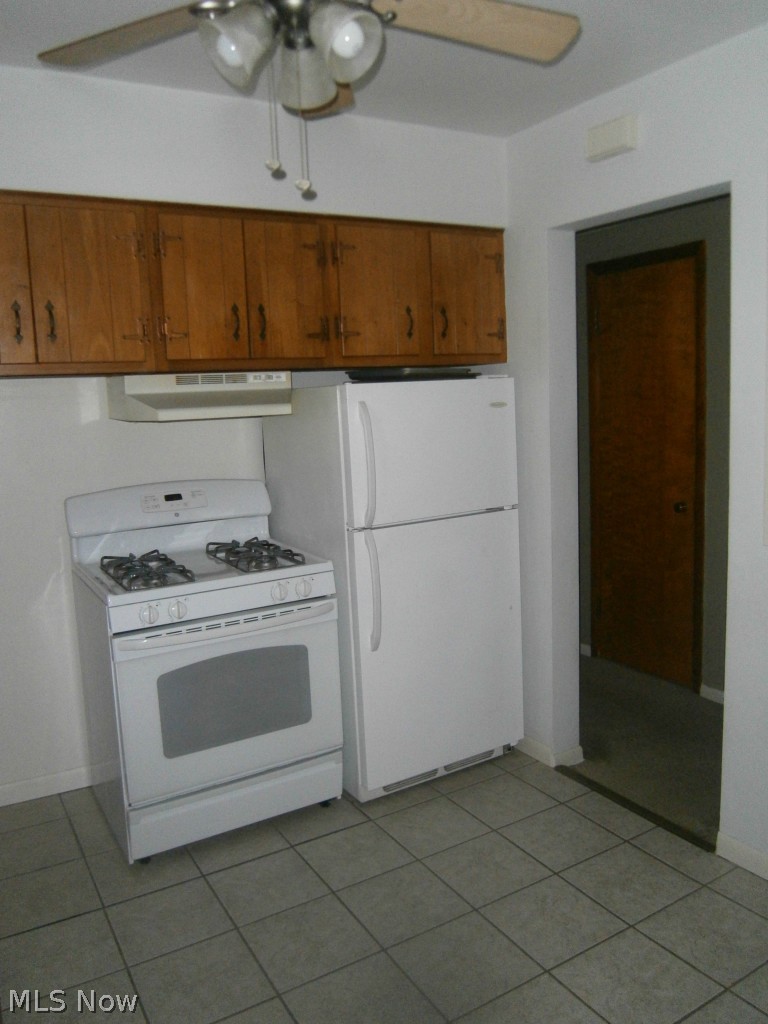 5957 Pearl Road Cleveland, OH 44130 - Photo 13 of 24 Gallery Image 13