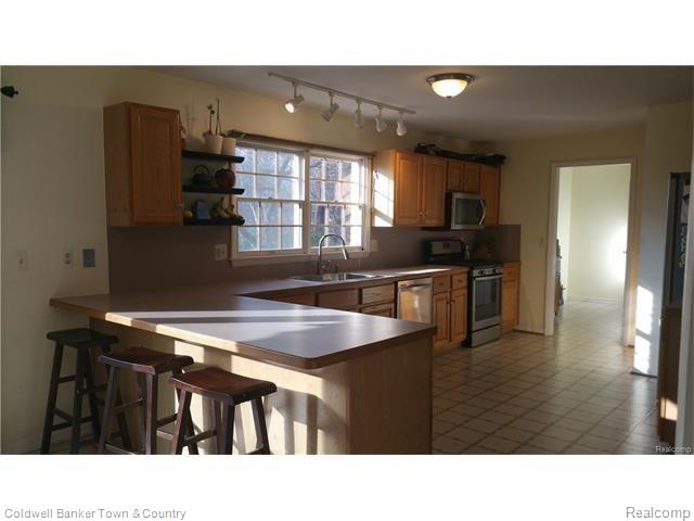 1850 Peavy Road Howell, MI 48843 - Photo 4 of 49 GetMedia-3.ashx - Copy