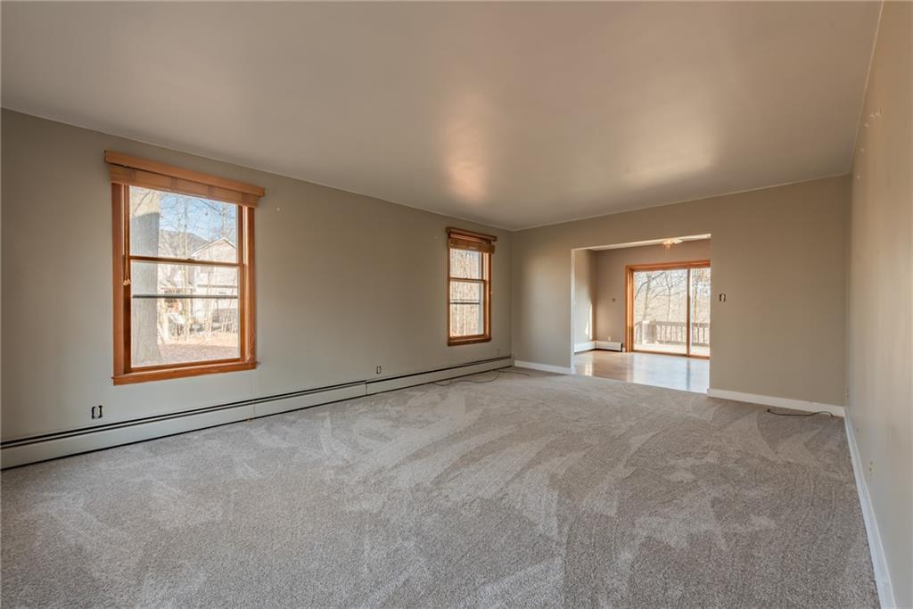 1180 Alamae Lakes Road Washington, PA 15301 - Photo 10 of 24 FAMILY / LIVINGROOM #2 19X13