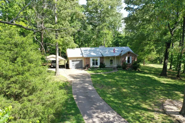 $349,900 | 1404 Windhill Court, Greenbrier, TN 37073