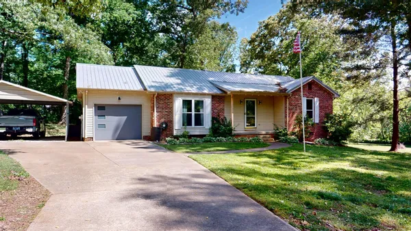 $349,900 | 1404 Windhill Court, Greenbrier, TN 37073