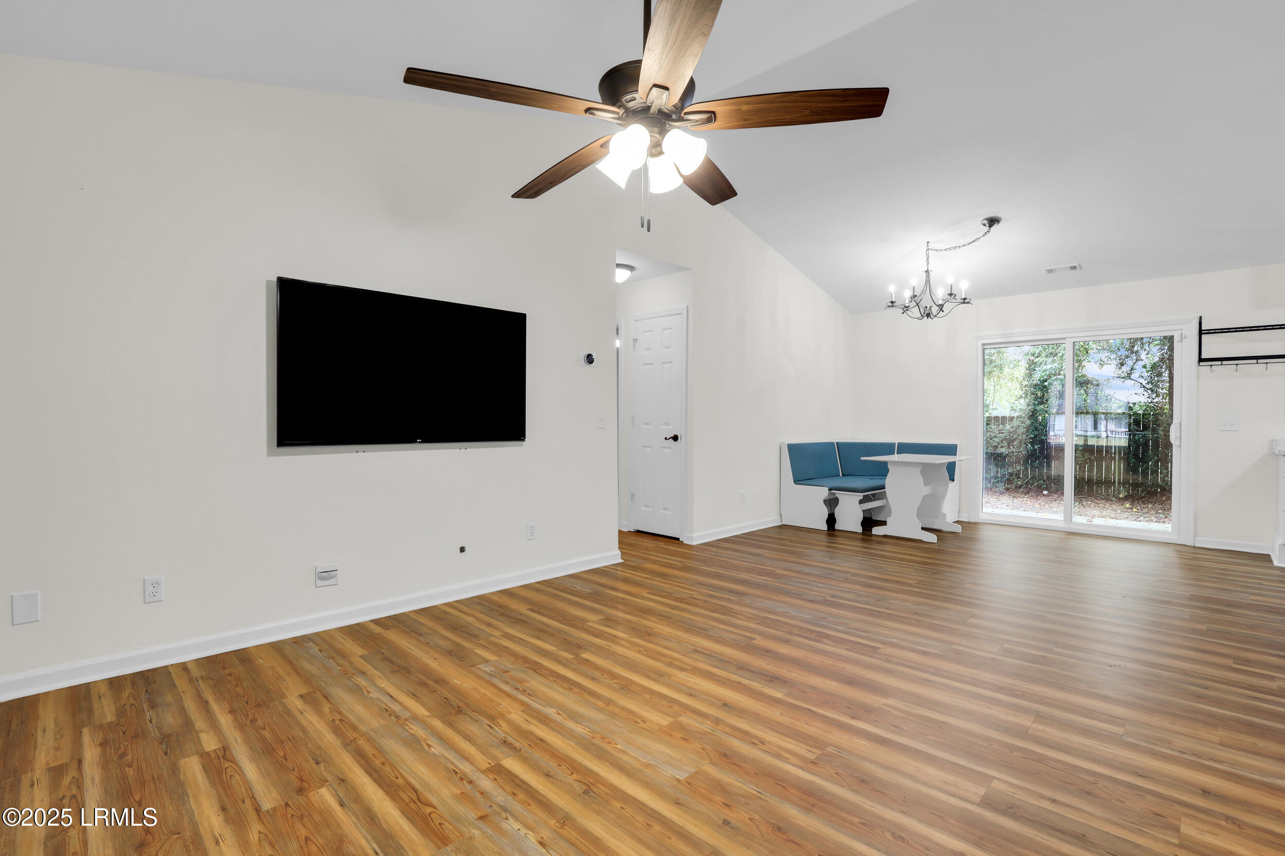 75 Blacksmith Circle Beaufort, SC 29906 - Photo 11 of 45 18_1x2a8284