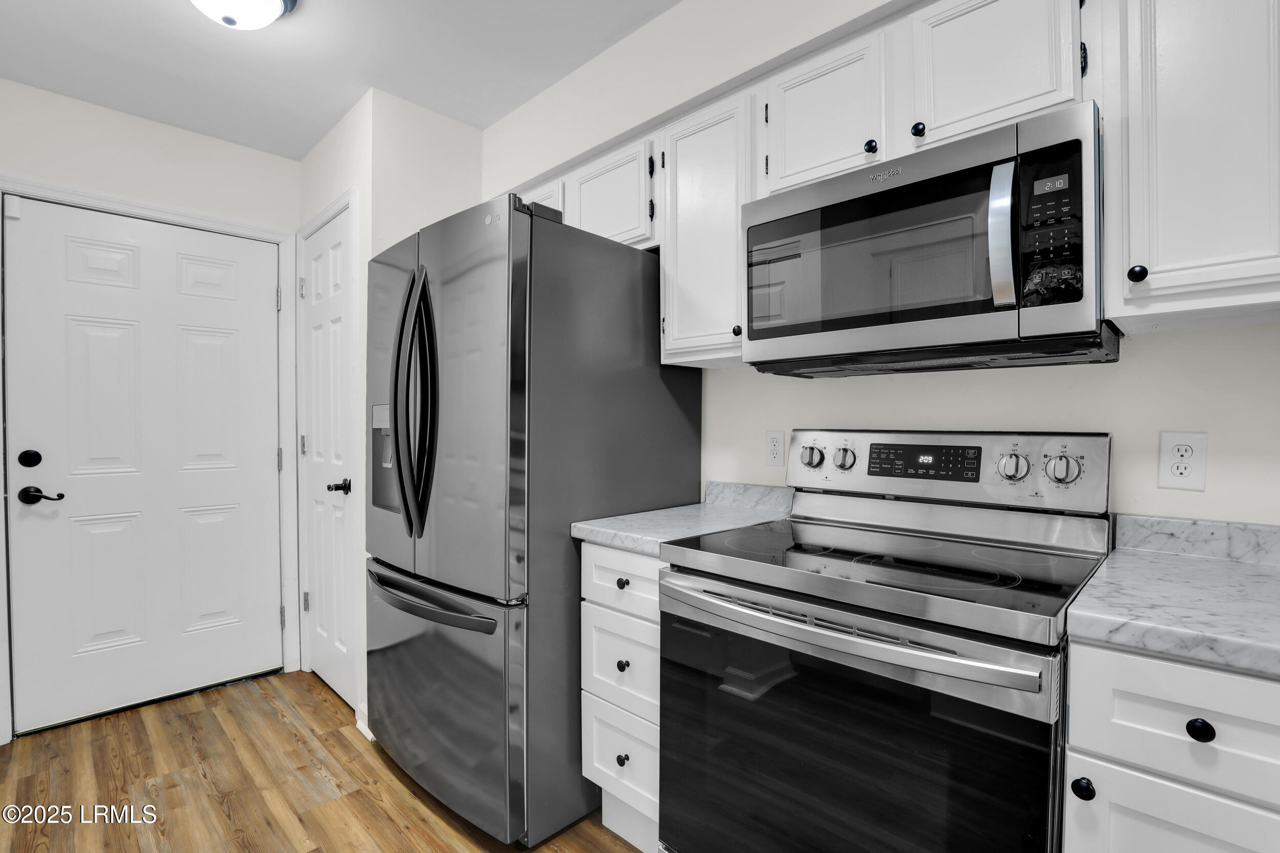 75 Blacksmith Circle Beaufort, SC 29906 - Photo 17 of 45 27_1x2a8329