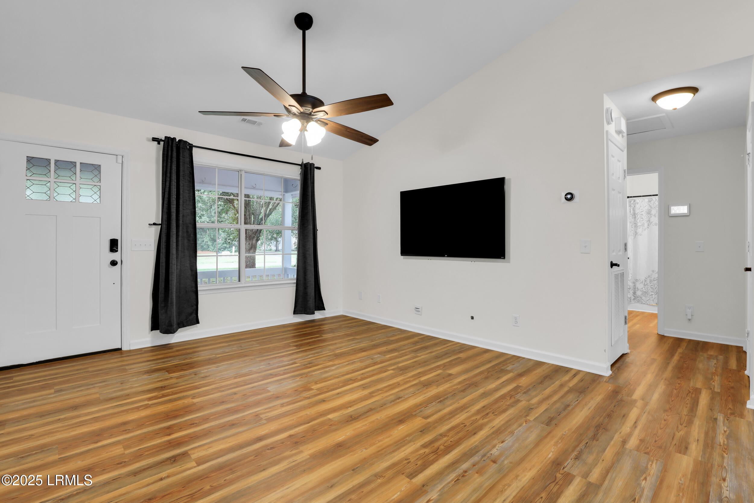 75 Blacksmith Circle Beaufort, SC 29906 - Photo 3 of 45 21_1x2a8299