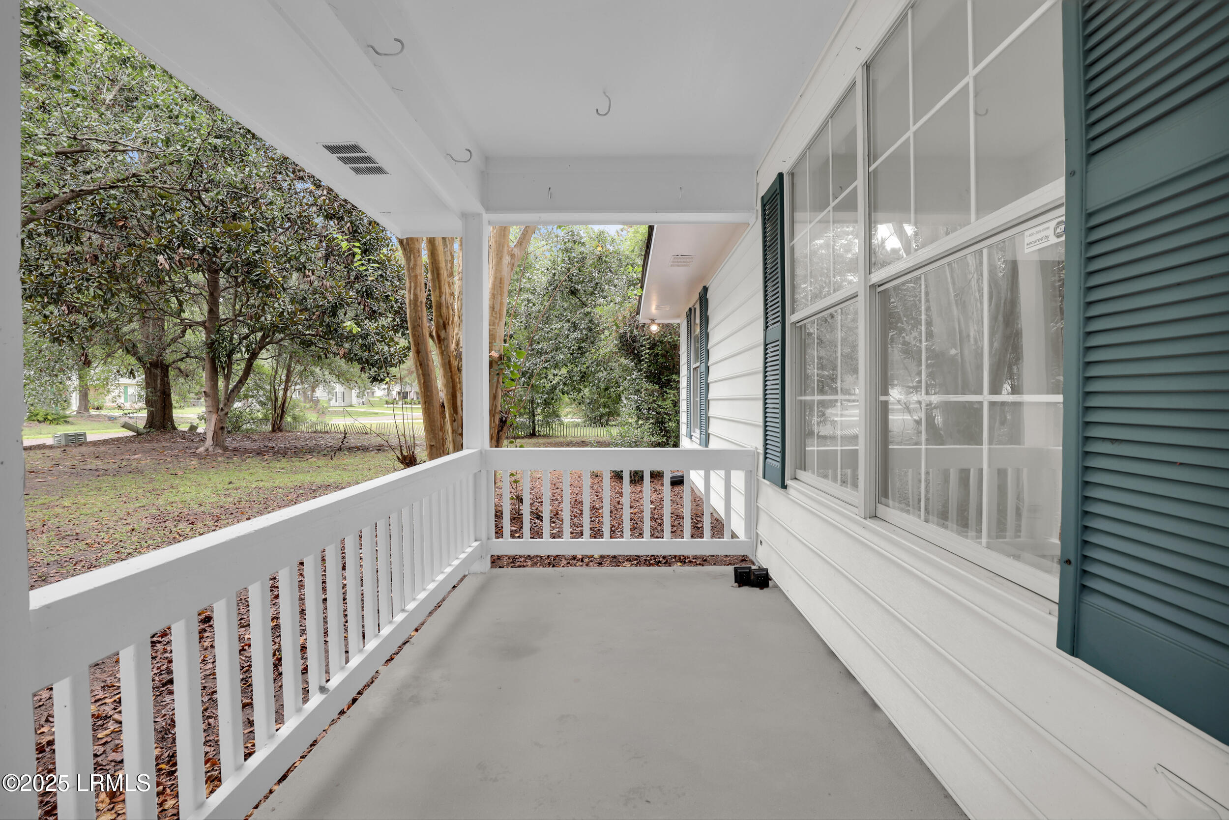75 Blacksmith Circle Beaufort, SC 29906 - Photo 7 of 45 16_1x2a8449