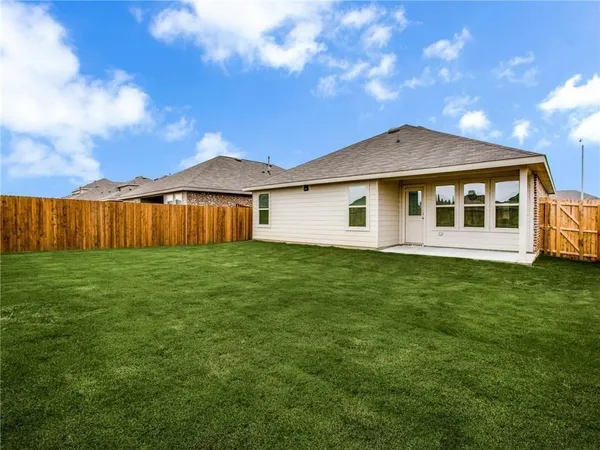 $2,200 | 8944 Devonshire Drive, Fort Worth, TX 76131