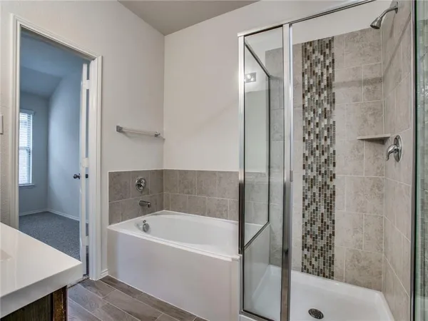 $2,200 | 8944 Devonshire Drive, Fort Worth, TX 76131