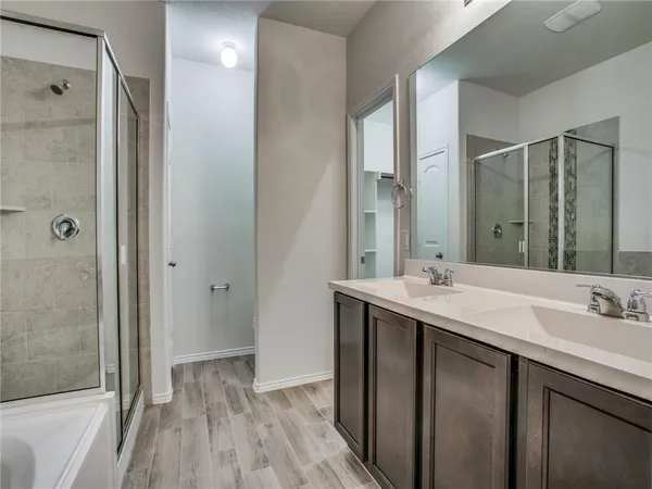 $2,200 | 8944 Devonshire Drive, Fort Worth, TX 76131