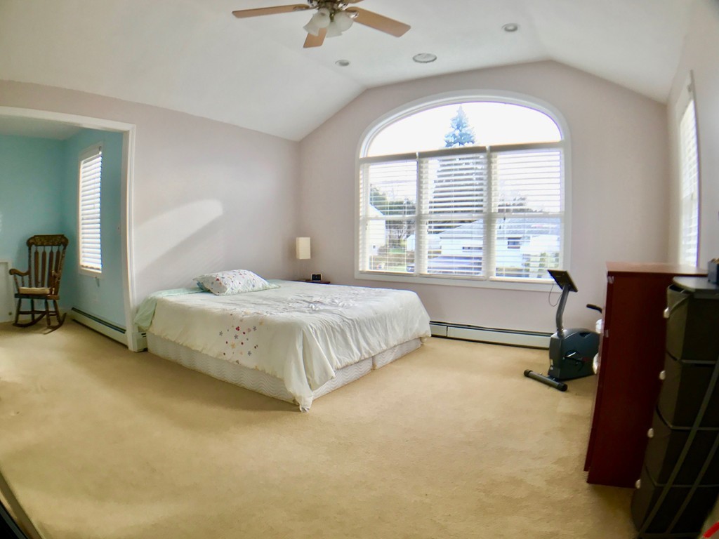 111 Wilkinson Street Worcester, MA 01606 - Photo 4 of 22 Gallery Image 4