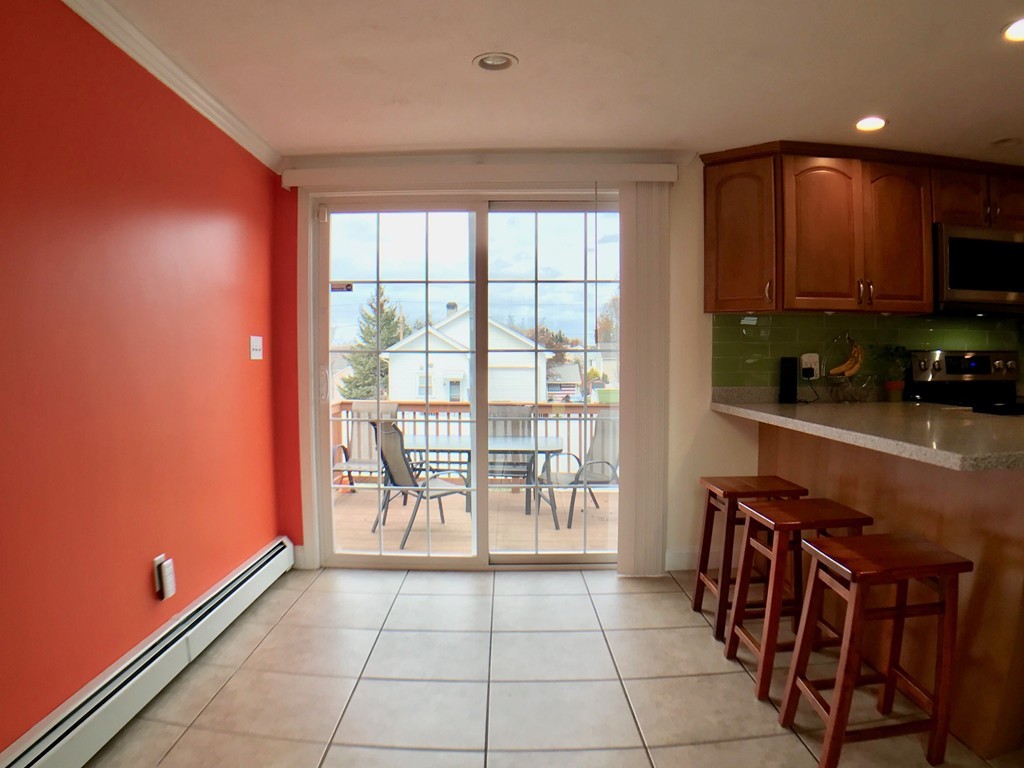 111 Wilkinson Street Worcester, MA 01606 - Photo 5 of 22 Gallery Image 5