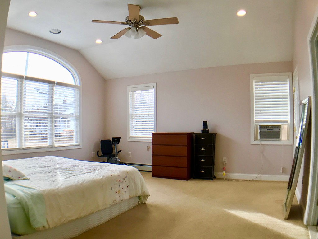 111 Wilkinson Street Worcester, MA 01606 - Photo 8 of 22 Gallery Image 8