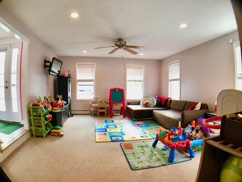 111 Wilkinson Street Worcester, MA 01606 - Photo 10 of 22 Gallery Image 10