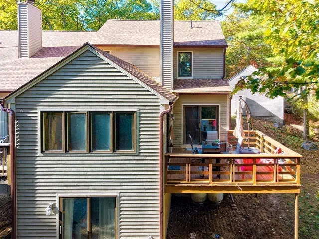 $394,000 | 38 Bentwood Drive, Unit 38, Sturbridge, MA 01566