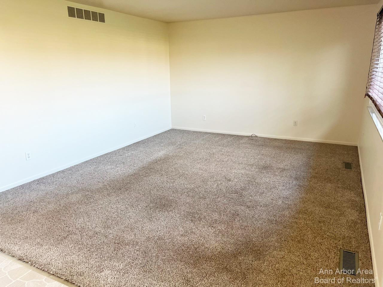 7172 Hitchingham Road Ypsilanti, MI 48197 - Photo 11 of 27 Photo 11