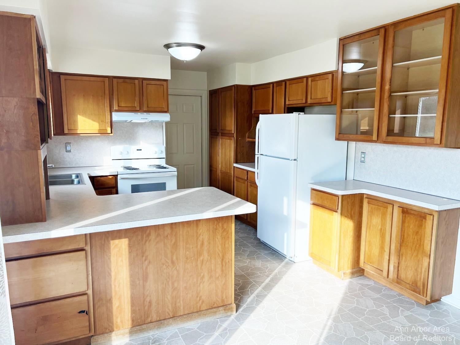 7172 Hitchingham Road Ypsilanti, MI 48197 - Photo 14 of 27 Photo 14