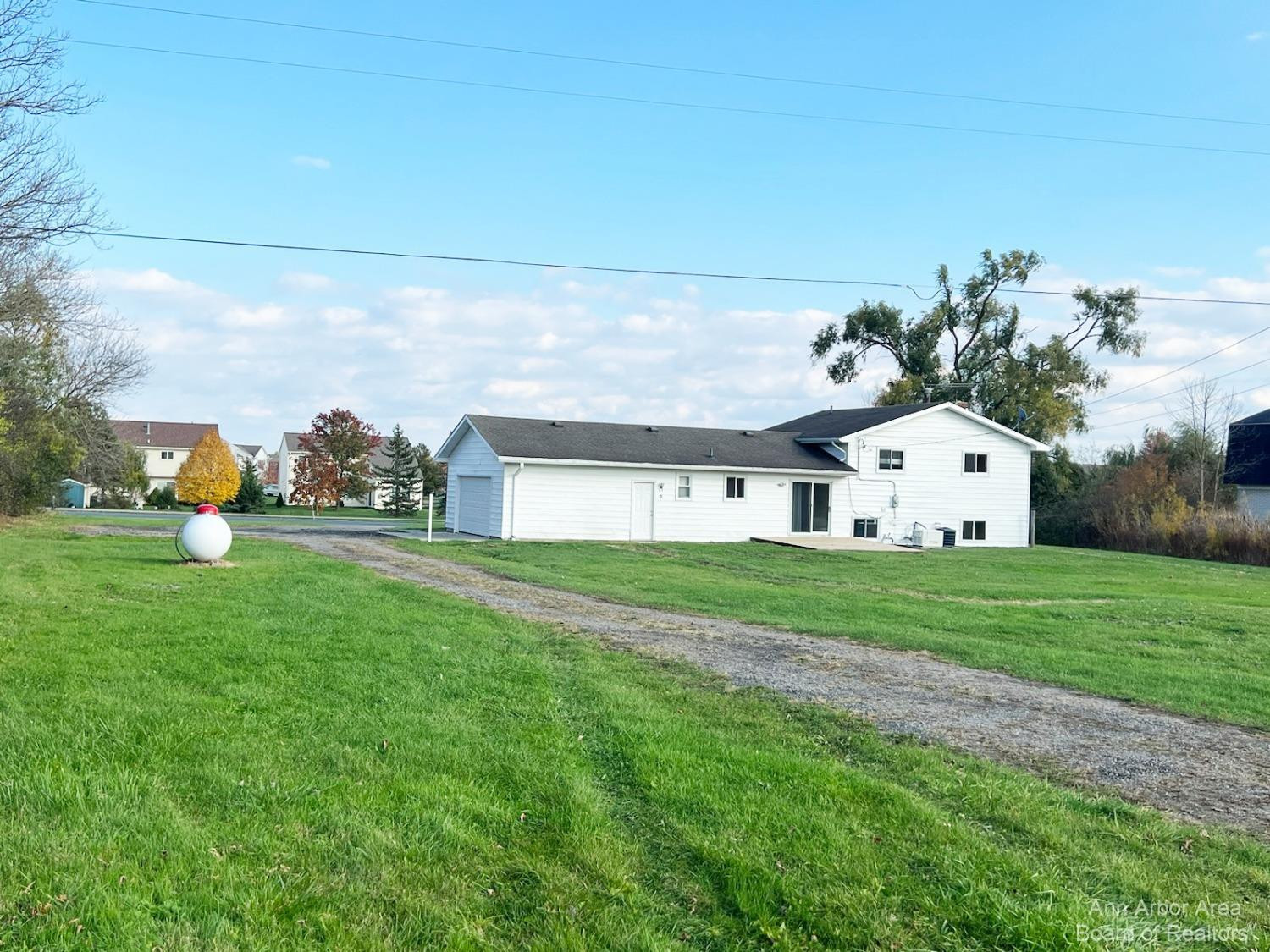 7172 Hitchingham Road Ypsilanti, MI 48197 - Photo 6 of 27 Photo 6