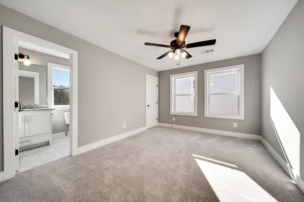 $2,280 | 1121 Lawrence Avenue, Unit 8, Madison, TN 37115