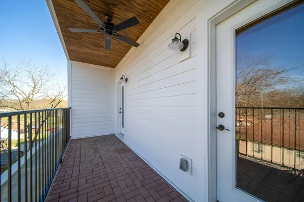 $2,280 | 1121 Lawrence Avenue, Unit 8, Madison, TN 37115