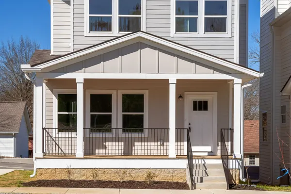 $2,280 | 1121 Lawrence Avenue, Unit 8, Madison, TN 37115