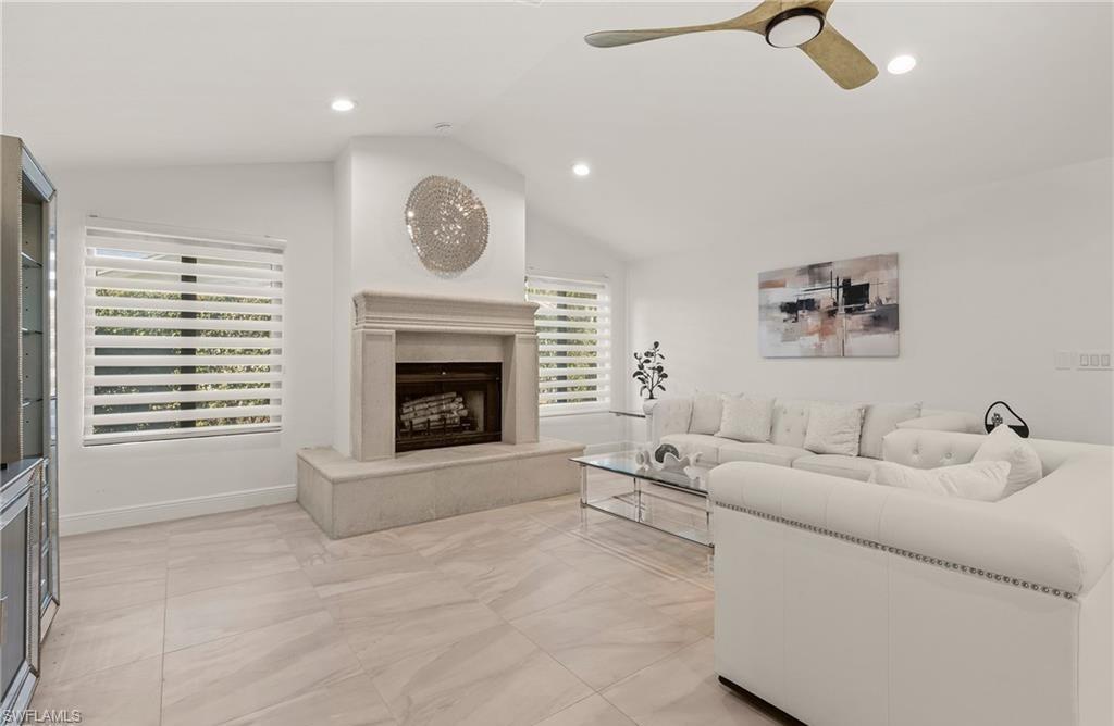 2307 Queens Way Naples, FL 34112 - Photo 18 of 41