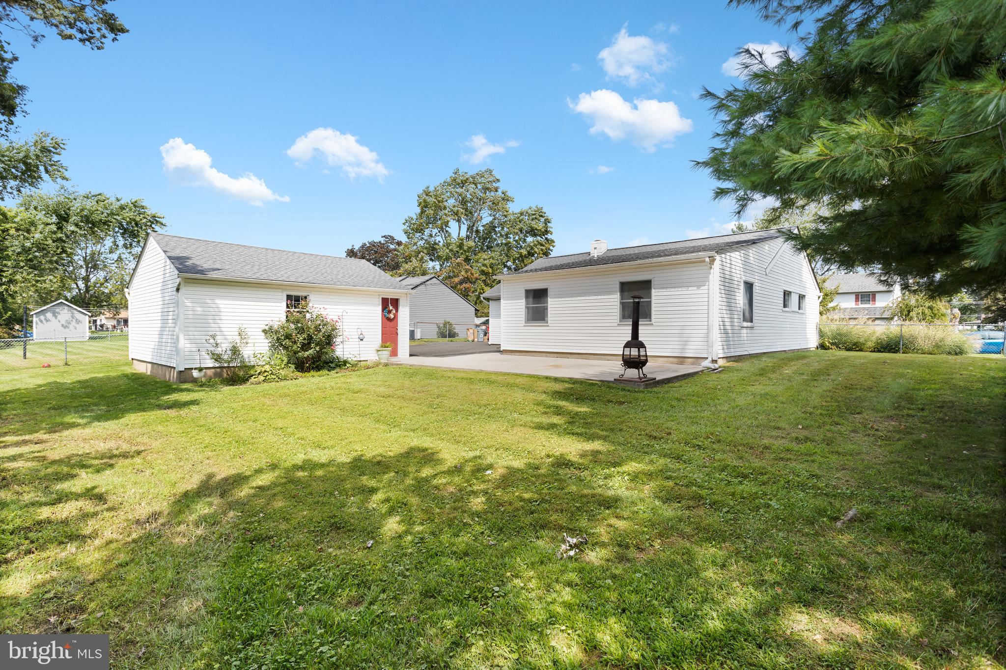 688 Locust Road Warminster, PA 18974 - Photo 22 of 23