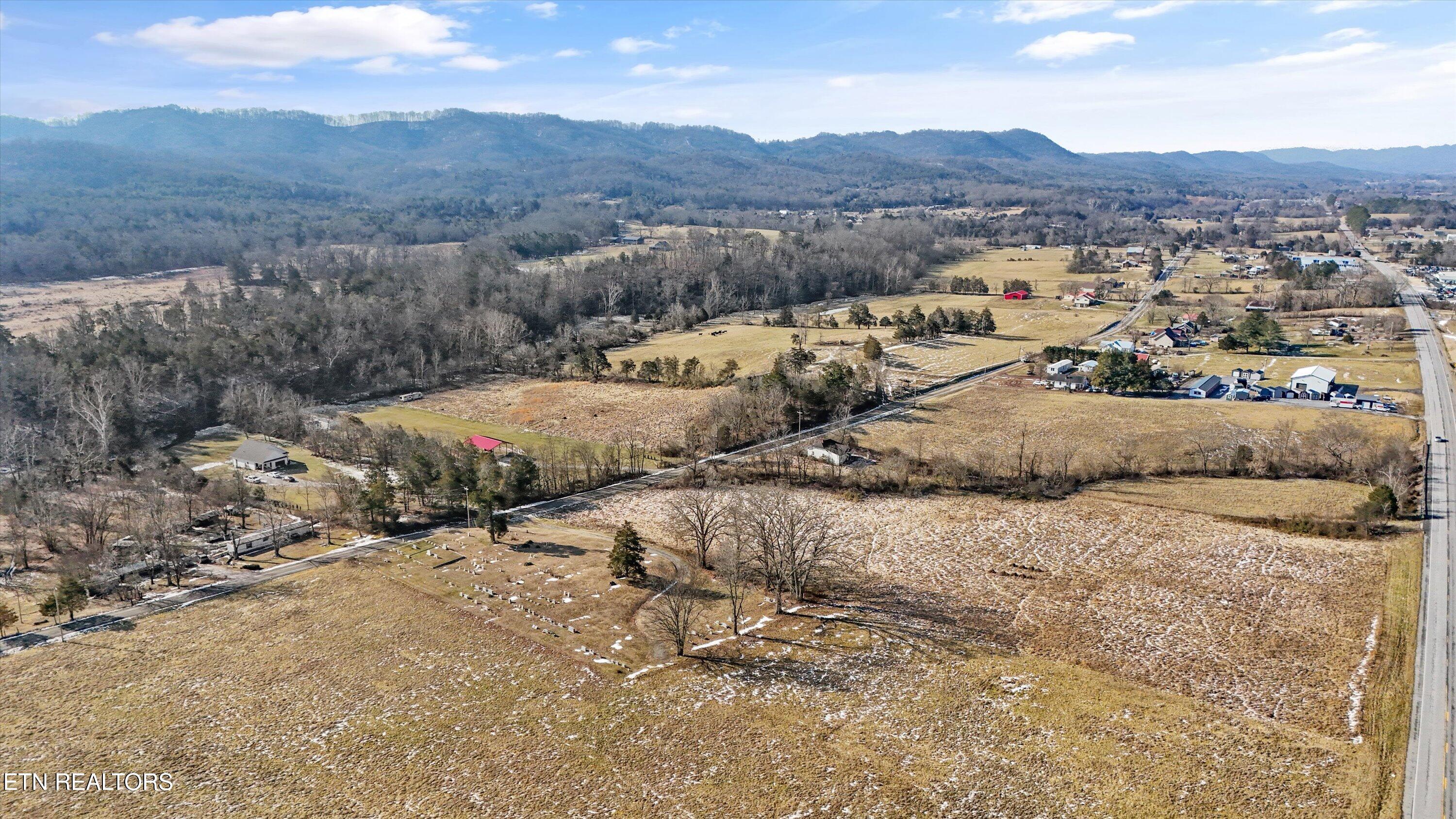 1333 Cherry Street Rutledge, TN 37861 - Photo 3 of 26 Views