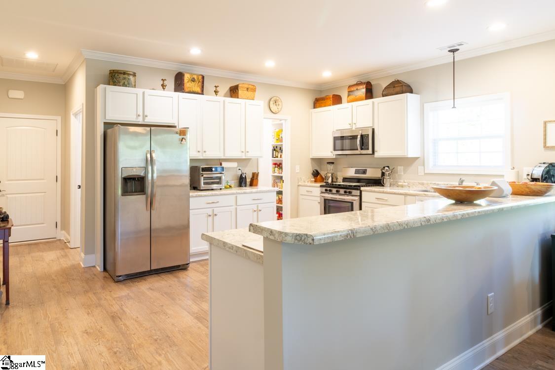 118 Dayton School Road Easley, SC 29642 - Photo 3 of 36 Gallery Image 3