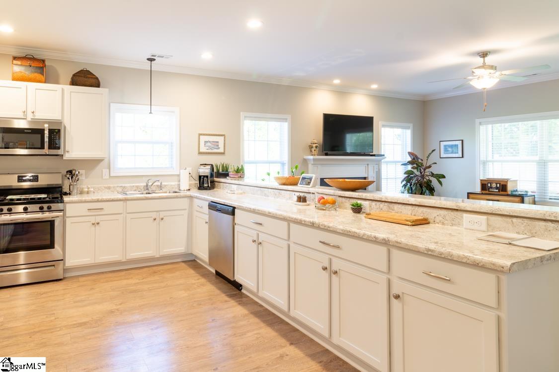 118 Dayton School Road Easley, SC 29642 - Photo 8 of 36 Gallery Image 8